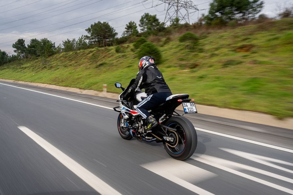 Carné A2: qué motos puedes llevar y cómo dar el salto desde cero