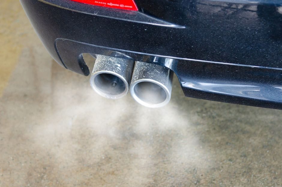 Etiqueta ambiental de la DGT: qué significa la tuya y por qué importa cada vez más