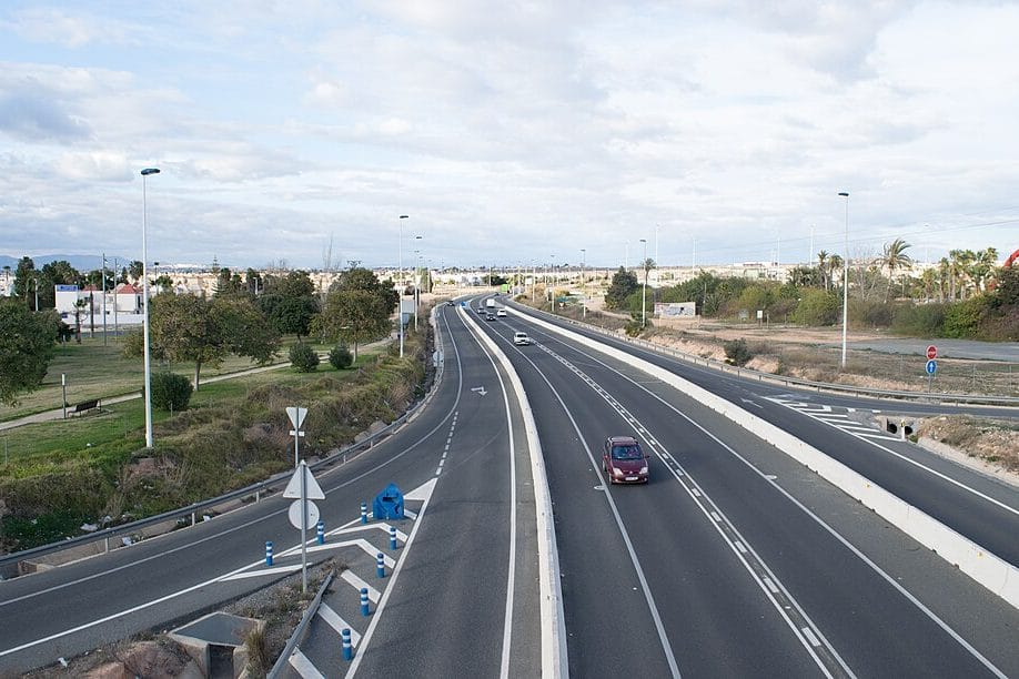 Operación Salida de agosto: las franjas horarias que la DGT marca en rojo en la carretera